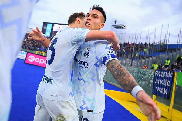 Серия А: "Интер" всухую переиграл "Пизу", а "Фиорентина" опять проиграла