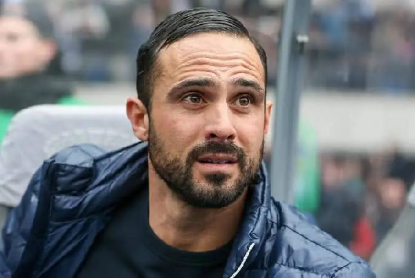 Экс-тренер клубов Бундеслиги теперь работает в  McDonald’s