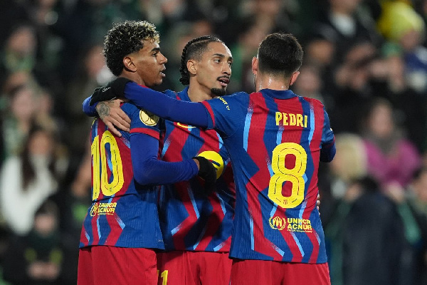 "Барселона" подала официальную жалобу на судейство после поражения от "Атлетико"