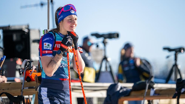 Жюстин Брезаз-Буше отреагировала на хейт в свой адрес после скандала с банковскими карточками в сборной Франции