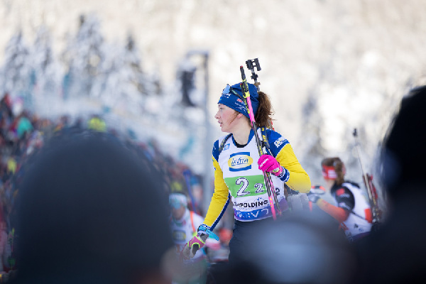 Олимпийская чемпионка пропустит сезон из-за операции на плече