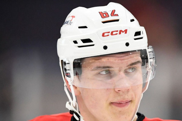 Илья Протас рассказал, что переезд в АХЛ существенно изменил его повседневную жизнь