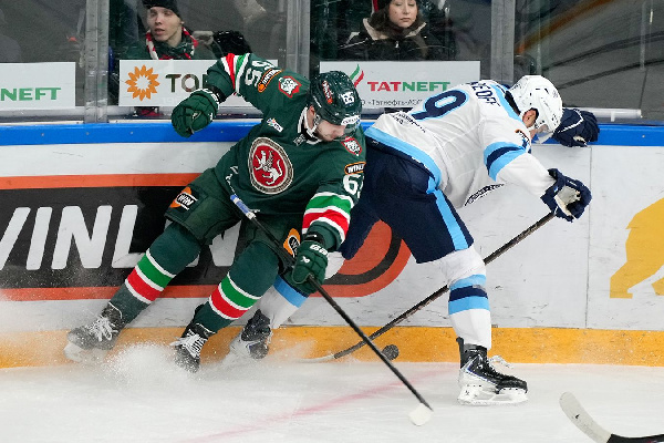 "Ак Барс" уступил "Сибири" в серии буллитов в матче КХЛ