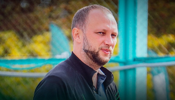 Владелец "Макслайна" Артём Леонов: "На роль помощника Юрия Пунтуса рассматриваем кандидатуру Игоря Криушенко"