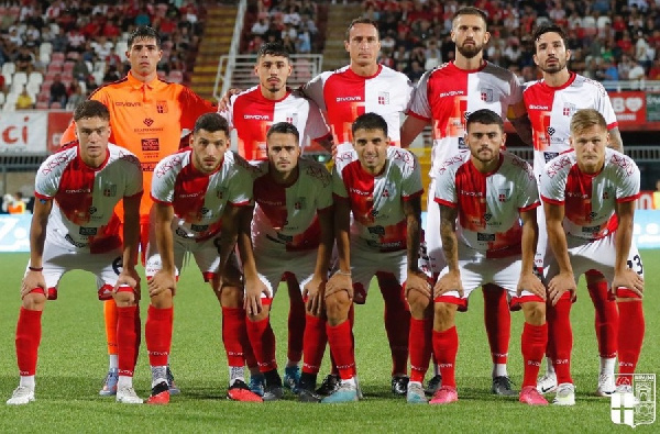 Итальянский клуб с более чем 100-летней историей был отстранен от матчей внутреннего чемпионата