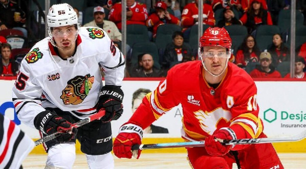 "Чикаго" с Левшуновым уверенно обыграл "Калгари" Шаранговича в НХЛ