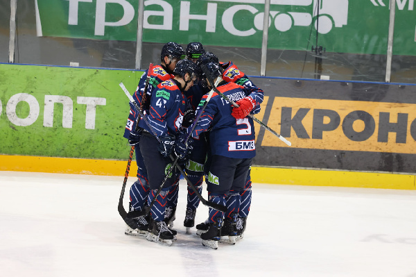 "Металлург" уверенно обыграл "Могилев" в матче экстралиги