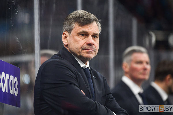 "Вы не смотрели хоккей?": Дмитрий Квартальнов высказался о матче против "Ак Барса" и отсутствии Спунера