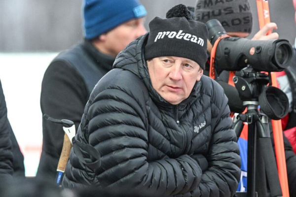 Смольский прокомментировал ожидаемый приход экс-тренера сборной России в Беларусь