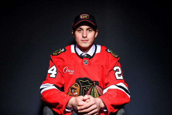 Артём Левшунов не попал в число претендентов на приз лучшему новичку сезона НХЛ