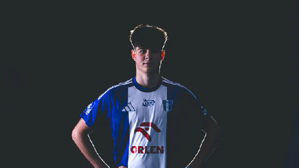 18-летний белорусский защитник подписал контракт с лидером чемпионата Польши