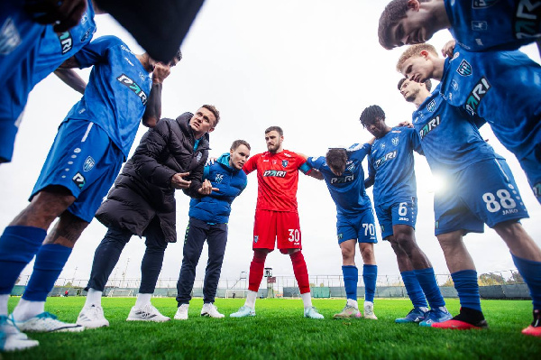 "Пари НН" Алексея Шпилевского выиграл второй спарринг за день