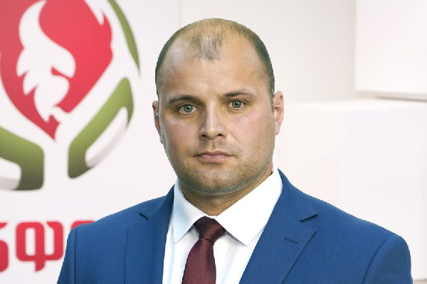 Председатель АБФФ Евгений Булойчик поздравил "Неман" с выходом в плей-офф Лиги конференций