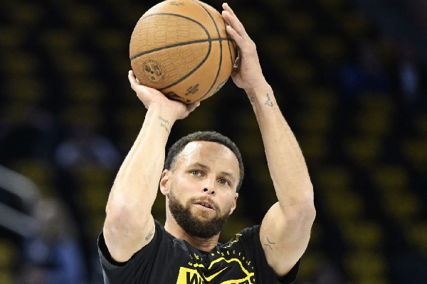 Легендарный баскетболист пропустит ещё как минимум 10 дней из-за травмы