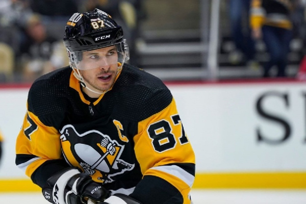 Кробси поскромничал и упомянул Лемье в речи после установления исторического рекорда "Питтсбурга"