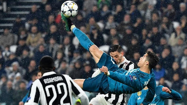 Британский журнал FourFourTwo представил топ-5 голов Криштиану Роналду за карьеру