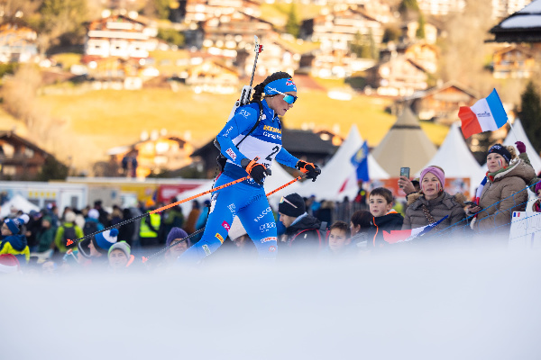 Самая красивая биатлонистка мира прокомментировала серебро в эстафете