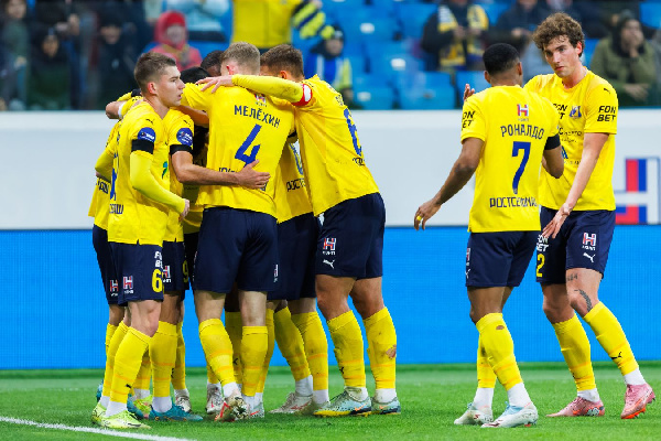 РФС снял с "Ростова" запрет на регистрацию футболистов