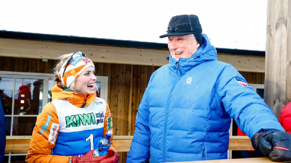 Четырехкратная олимпийская чемпионка извинялась перед королевской семьей за то, что не поедет на Олимпиаду