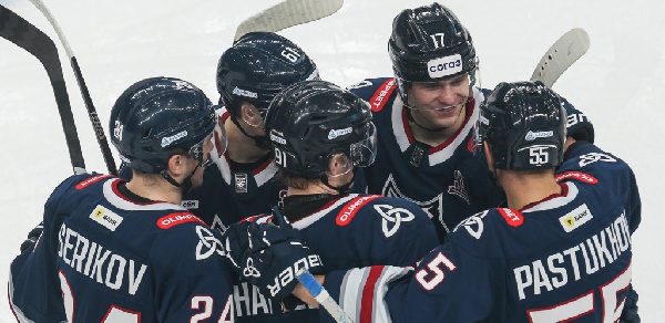 "Нефтехимик" Сушко с футбольным счетом обыграл "Салават Юлаев" в КХЛ