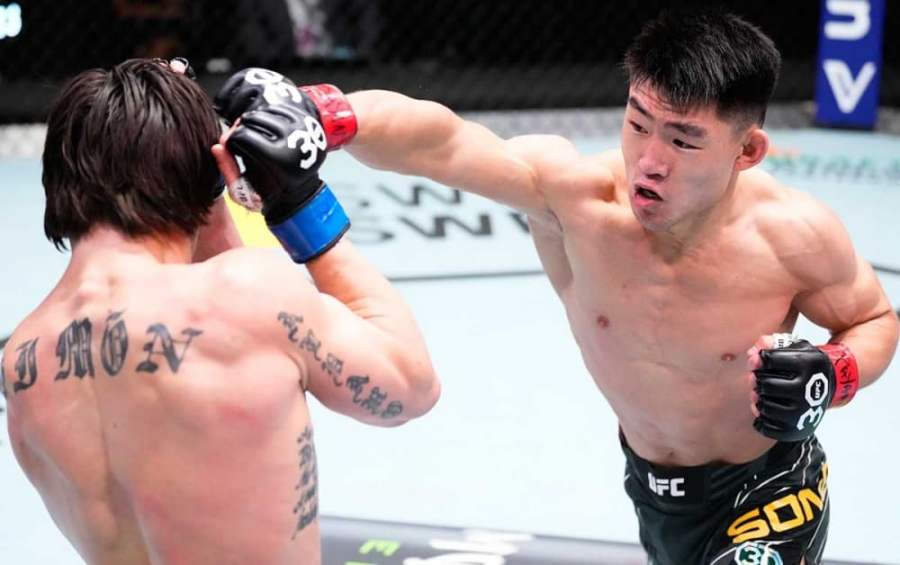 В Вегасе прошёл турнир UFC Fight Night 223. Видео нокаутов — внутри 