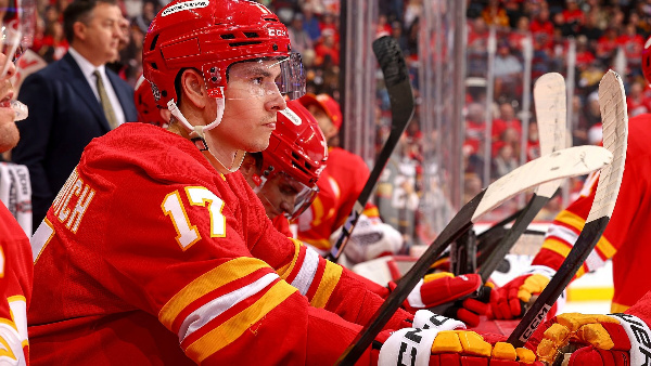 Шарангович забросил шайбу в победном выездном матче за "Калгари"