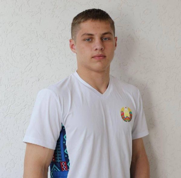 Владислав Дубровский стал бронзовым призером чемпионата мира (U17) по греко-римской борьбе