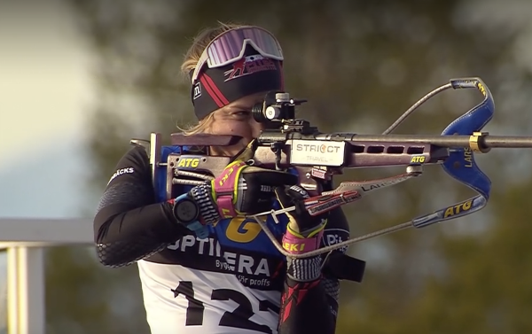 Швеция провалилась в женской эстафете из-за необычной ситуации с винтовкой