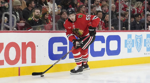 Вторая шайба Левшунова в сезоне помогла "Чикаго" обыграть "Даллас"