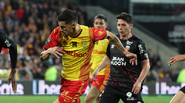 "Ланс" теряет очки и позволяет ПСЖ отрываться: итоги дня в Лиге 1