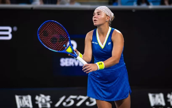 Топовая российская теннисистка неожиданно уступила в первом раунде турнира WTA-1000 в Дохе