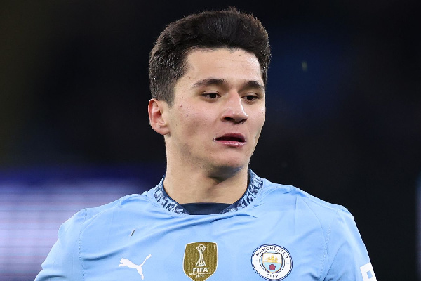 Холанд в ироничной форме поздравил экс-игрока чемпионата Беларуси с днём рождения