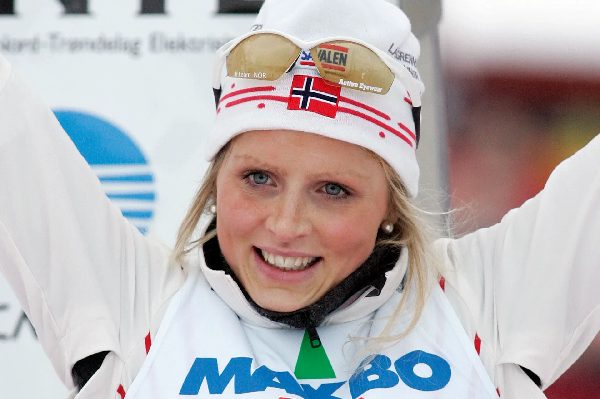Чемпионка против таблеток: легендарная лыжница резко раскритиковала сотрудничество с известным спонсором сборной Швеции