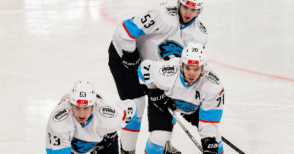 "Динамо-Шинник" разгромно уступил "Локо" в матче плей-офф Кубка Харламова