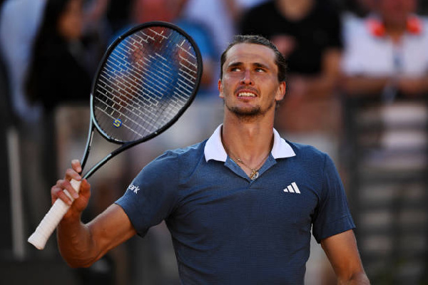 Стало известно, кто сместит Зверева со второй строчки рейтинга ATP