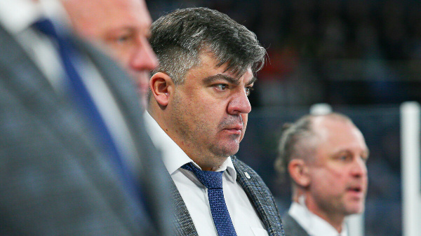 Виктор Костюченок прокомментировал поражение "Амура" от "Салавата Юлаева"