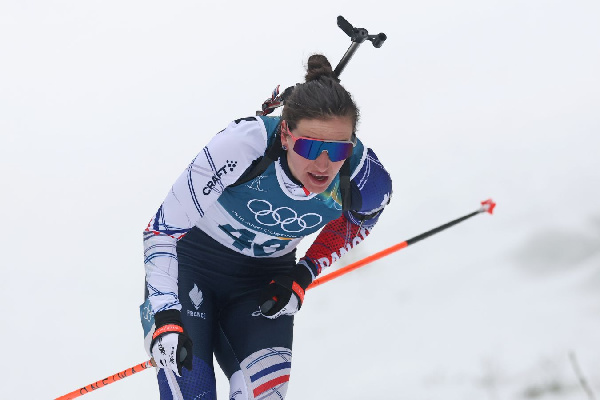 Феерившая на Олимпиаде скандальная биатлонистка выиграла спринт на этапе Кубка Мира
