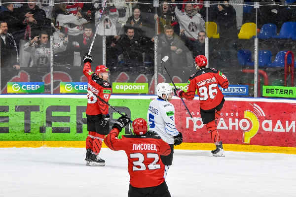 Дубль Поддубного принес "Неману" уверенную победу над "Динамо-Молодечно"