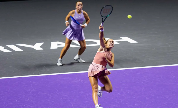 Россиянки Андреева и Шнайдер лишились шансов на выход из группы Итогового турнира