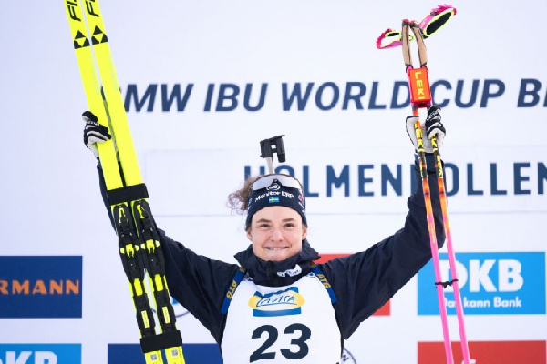 Вслед за спринтом: Эберг выиграла гонку преследования на 9-м этапе Кубка мира