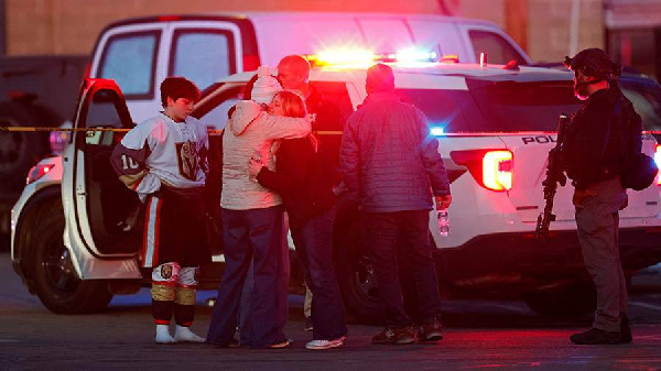 В США произошла стрельба во время школьного хоккейного матча: два человека погибли