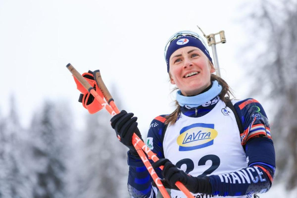 Французская биатлонистка выиграла спринт на чемпионате мира