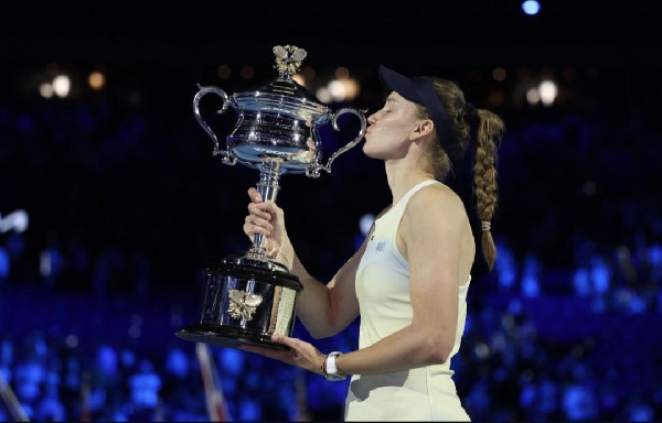 "Мечты не разрушаются под давлением": Рыбакина подвела итоги победного Australian Open (ФОТО)