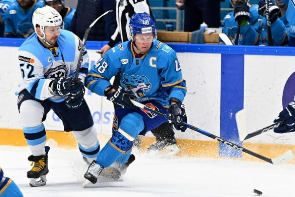 Тест на выдержку: "Сибирь" по буллитам обыграла "Барыс" в КХЛ