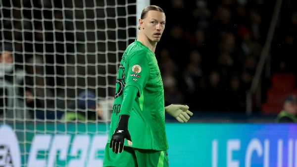 "Настоящий спортсмен!": Губерниев отреагировал на первую игру Сафонова в сезоне за ПСЖ