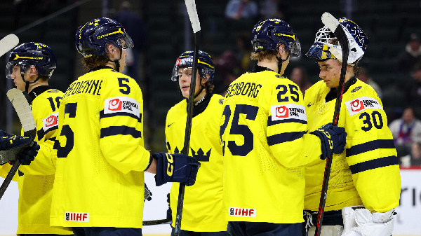 Стал известен победитель молодежного чемпионата мира по хоккею 