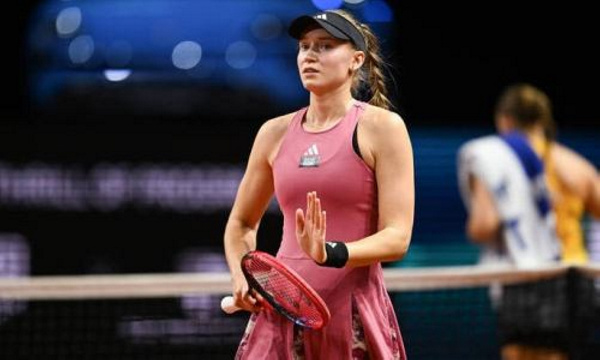 Елена Рыбакина обыграла Еву Лис на старте "тысячника" в Риме