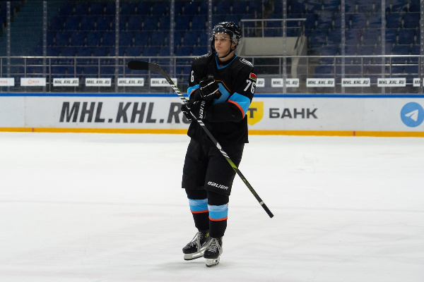 "Динамо-Шинник" упустил победу над лучшей командой Золотого дивизиона МХЛ