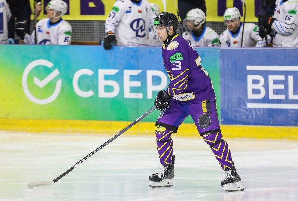 Овечкин из "Могилева" рассказал, помогает ли ему в карьере легендарная фамилия 