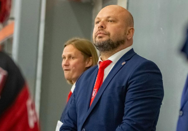Евгений Летов — о дебюте Карповича: "Даня понимает и систему, и требования"
